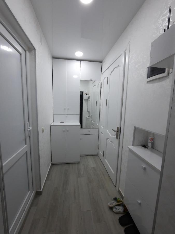 Apartment Desi With Sea View On The Beach In Батумі Екстер'єр фото