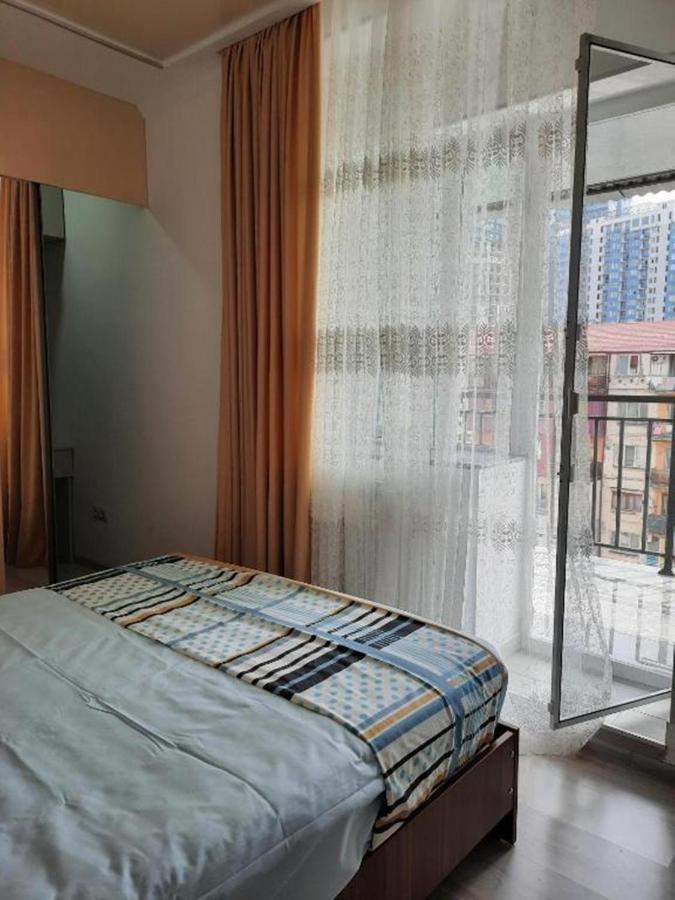 Apartment Desi With Sea View On The Beach In Батумі Екстер'єр фото